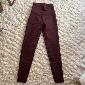 Aerie maroon leggings